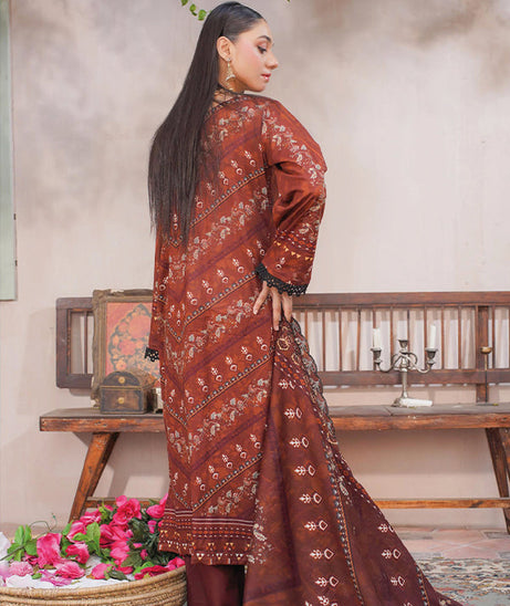 Shaista Amber Emb Lawn'26 D#24