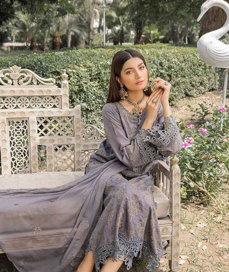 Shaista Emb Karandi`22 SK#113