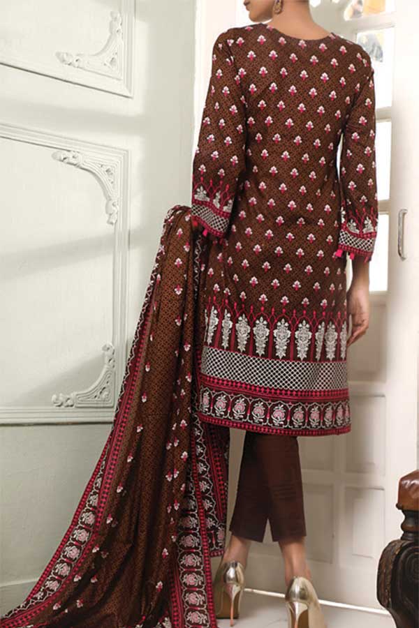 Signature Series Lawn`21 D#2620 (CH Brown)