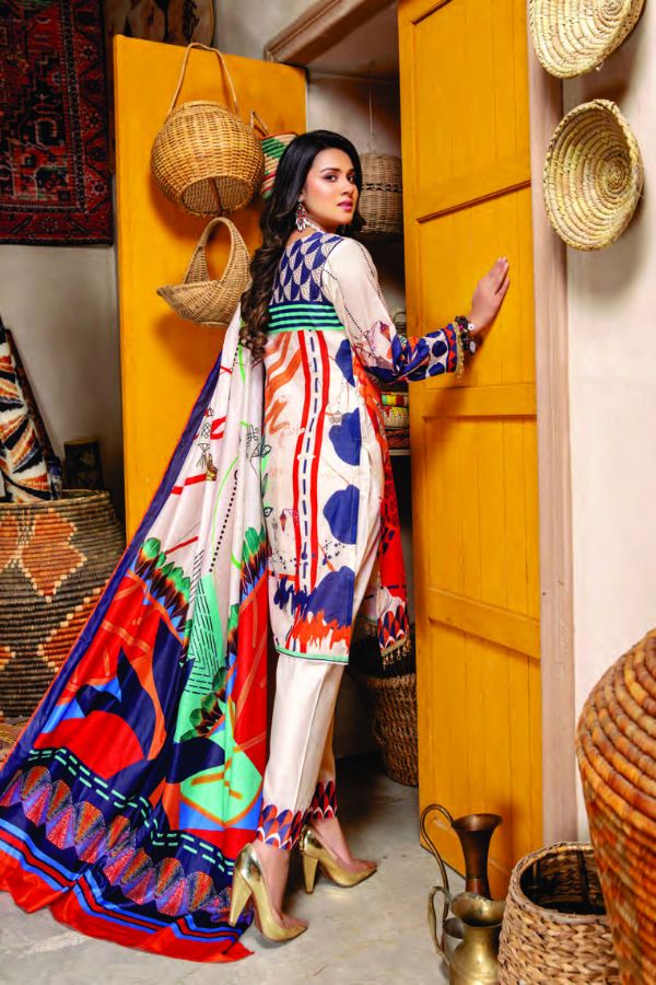 Sitara Sapna D/Lawn`22 D#2015 Cream