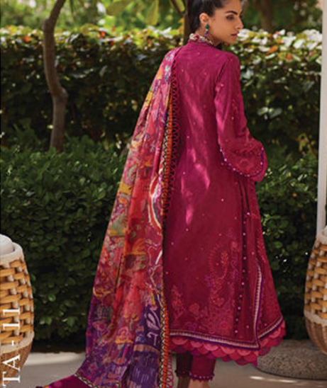 Farah Talib Aziz WES Luxury'25 FTL25#11 Betty Berry