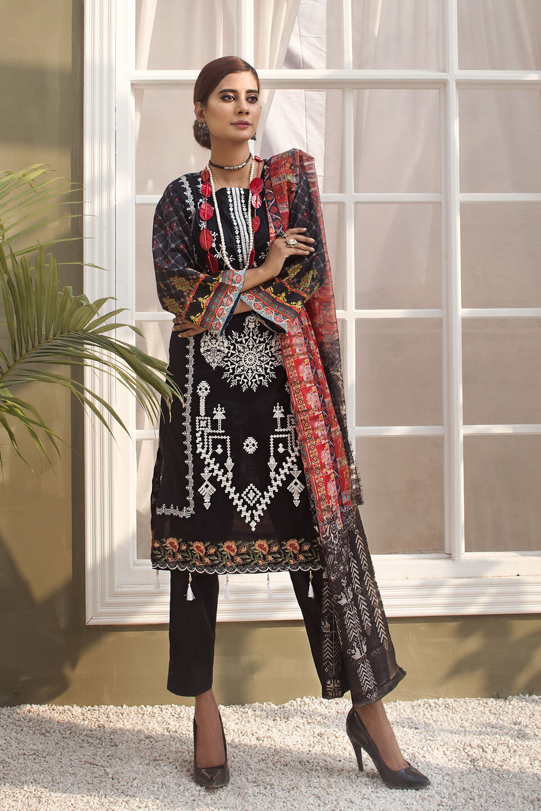 Victoria D/Emb Lawn`21 D#2949