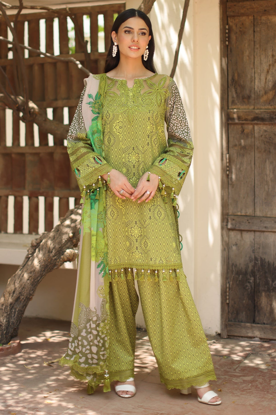 BR Charizma Aniq Lawn`26 AN6#08