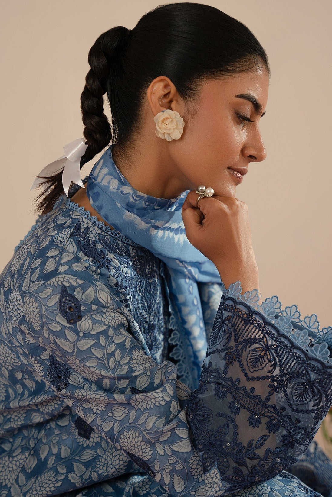 Afrozeh Floral Charm Lawn`25 AL#05