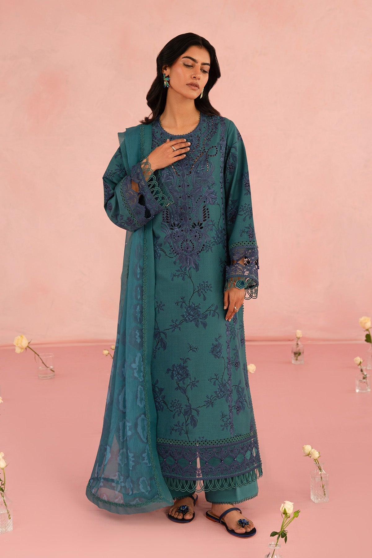 Afrozeh Floral Charm Lawn`25 AL#03