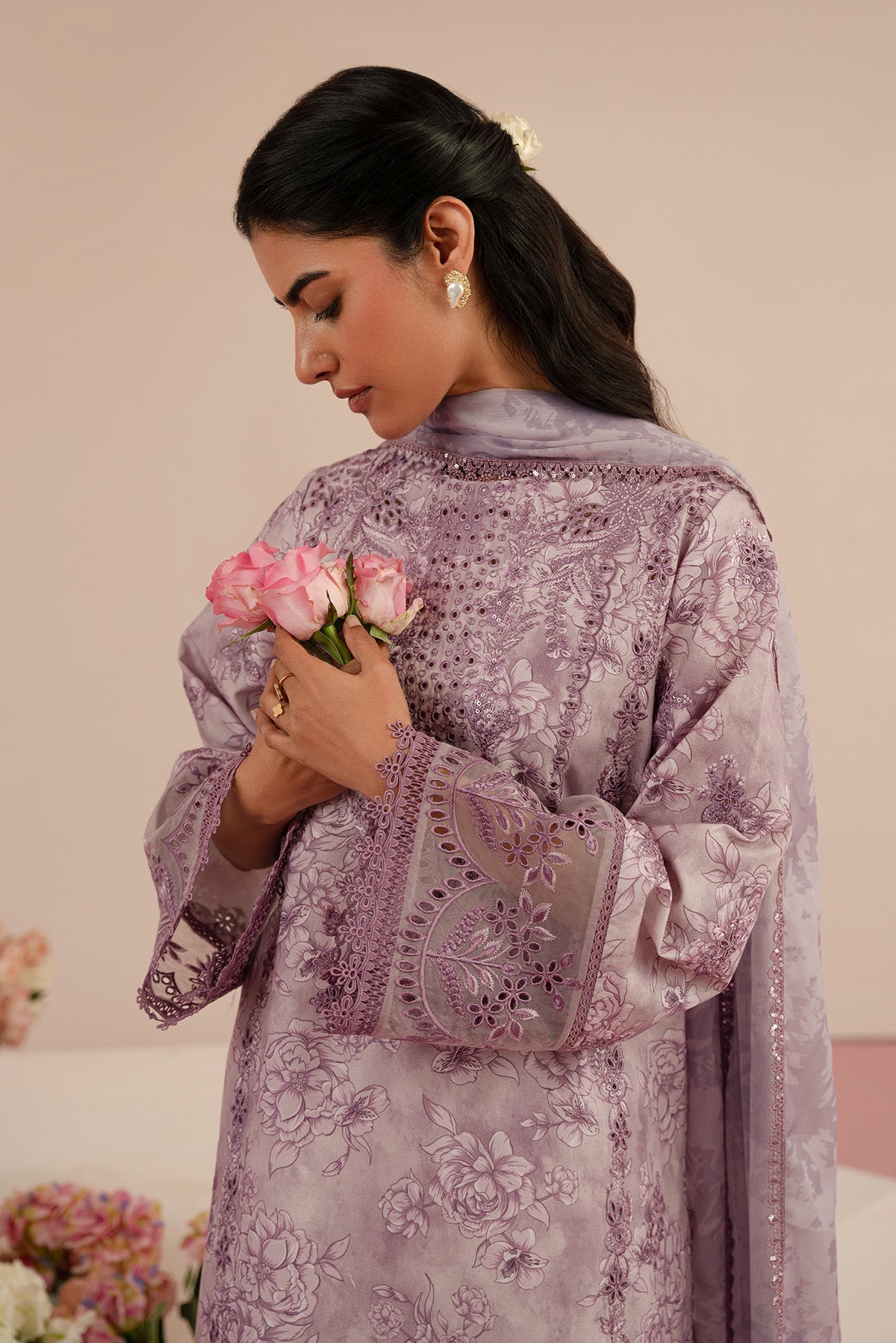 Afrozeh Floral Charm Lawn`25 AL#10