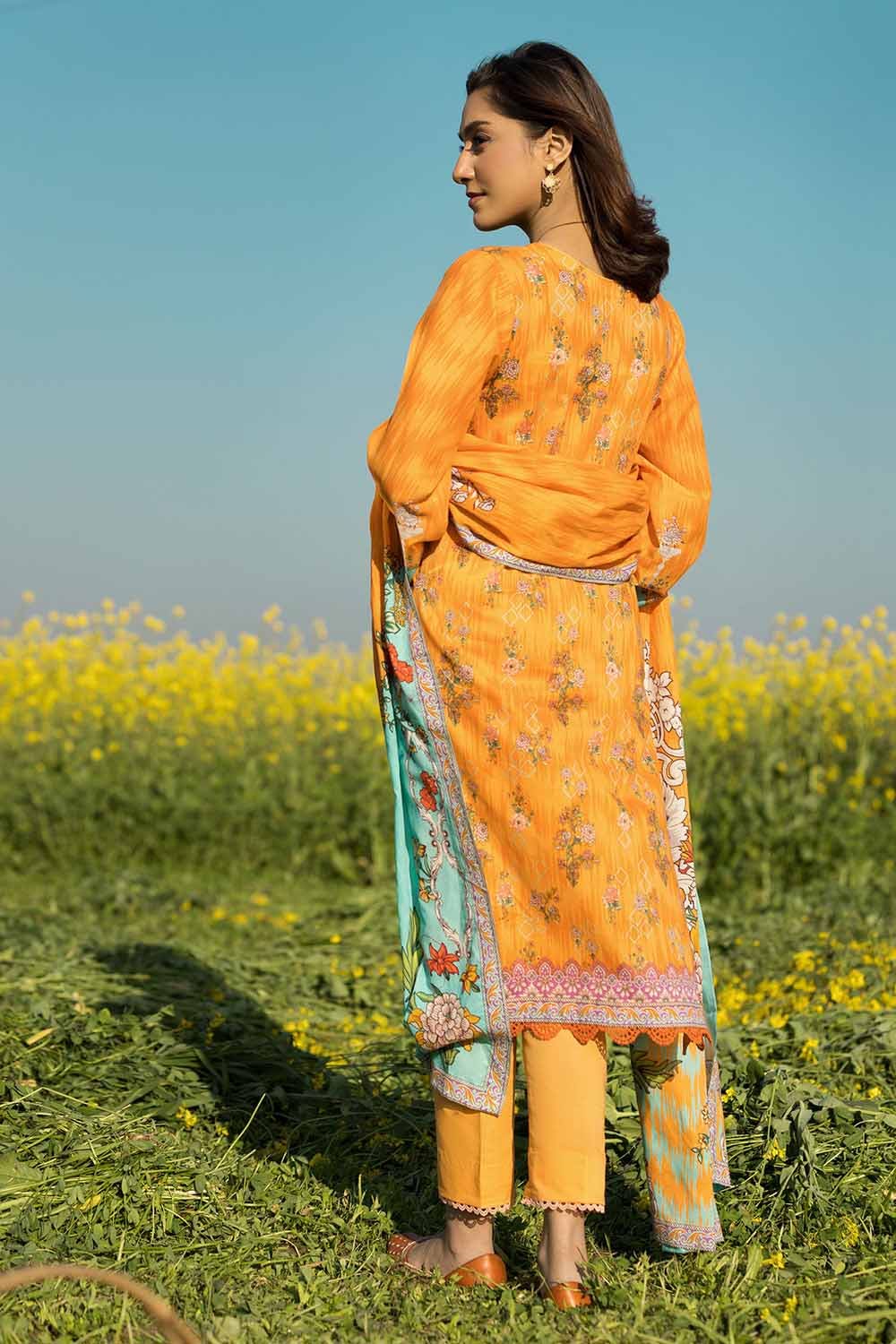 Gul Ahmed Lawn`23 CL#32189 A