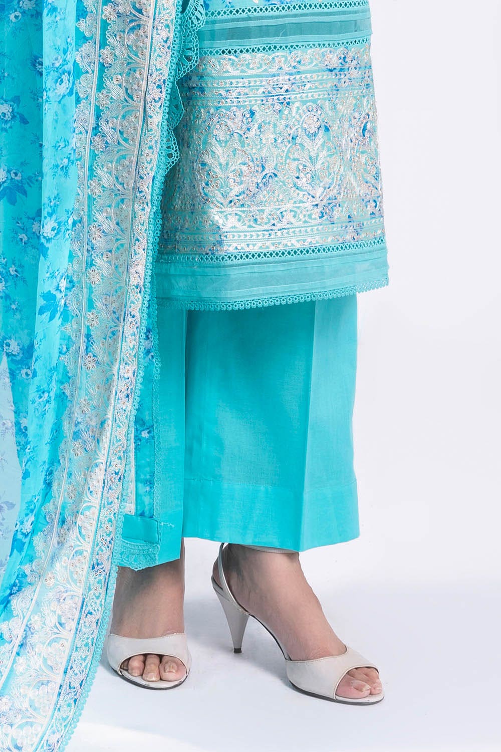 Gul Ahmed Summer Lawn'25 BM#52001