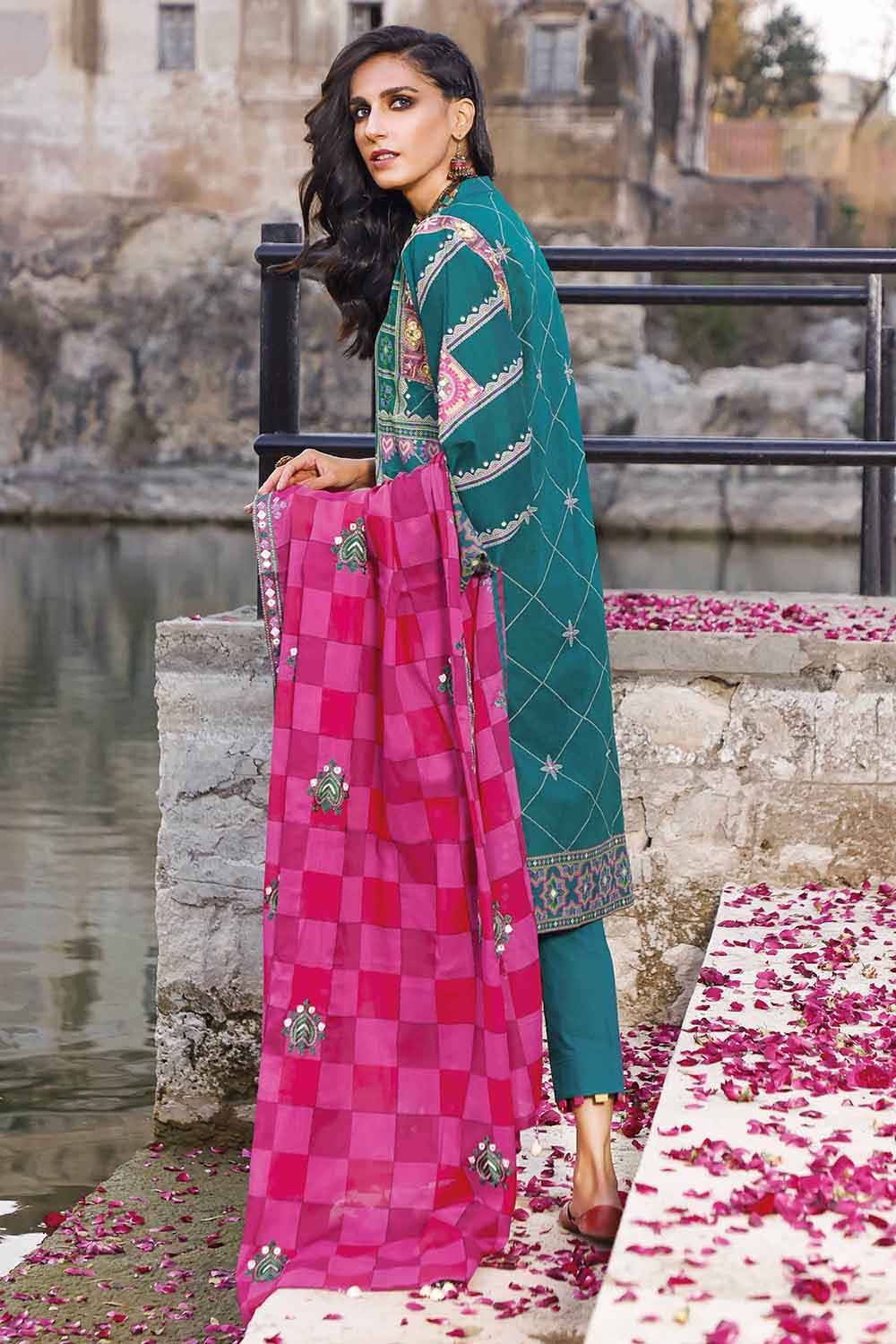 Gul Ahmed Summer`22 CL-1311