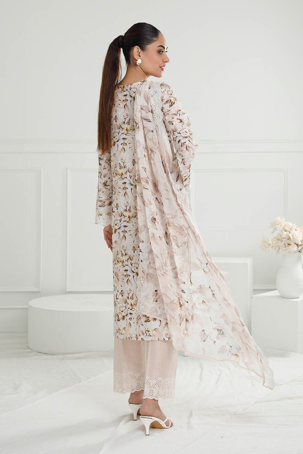 Gul Ahmed Summer Lawn'25 PR#52001-A