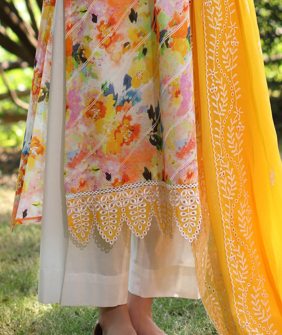 Gul Ahmed Summer Lawn'25 PR#52002-A