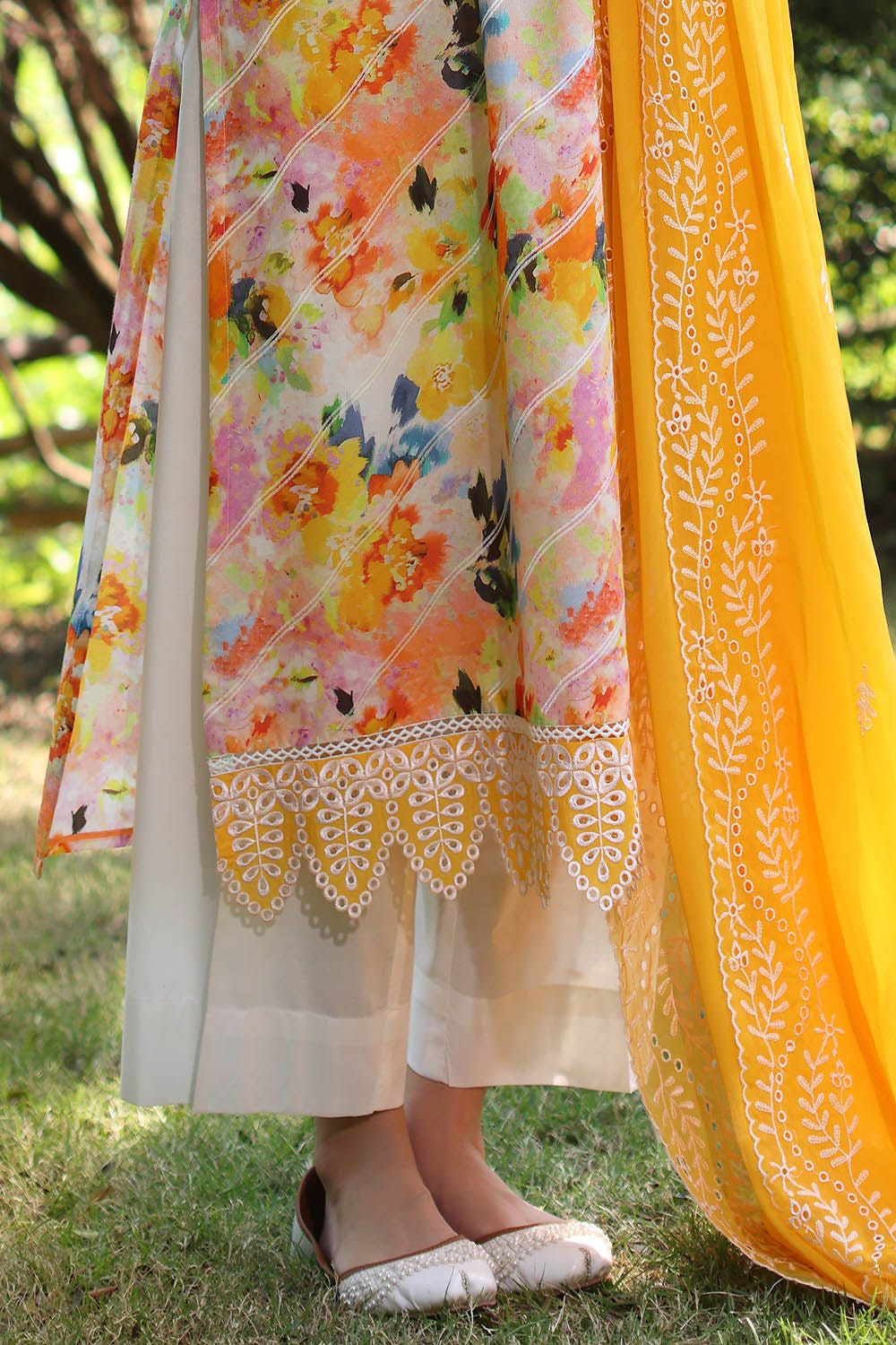 Gul Ahmed Summer Lawn'25 PR#52002-A