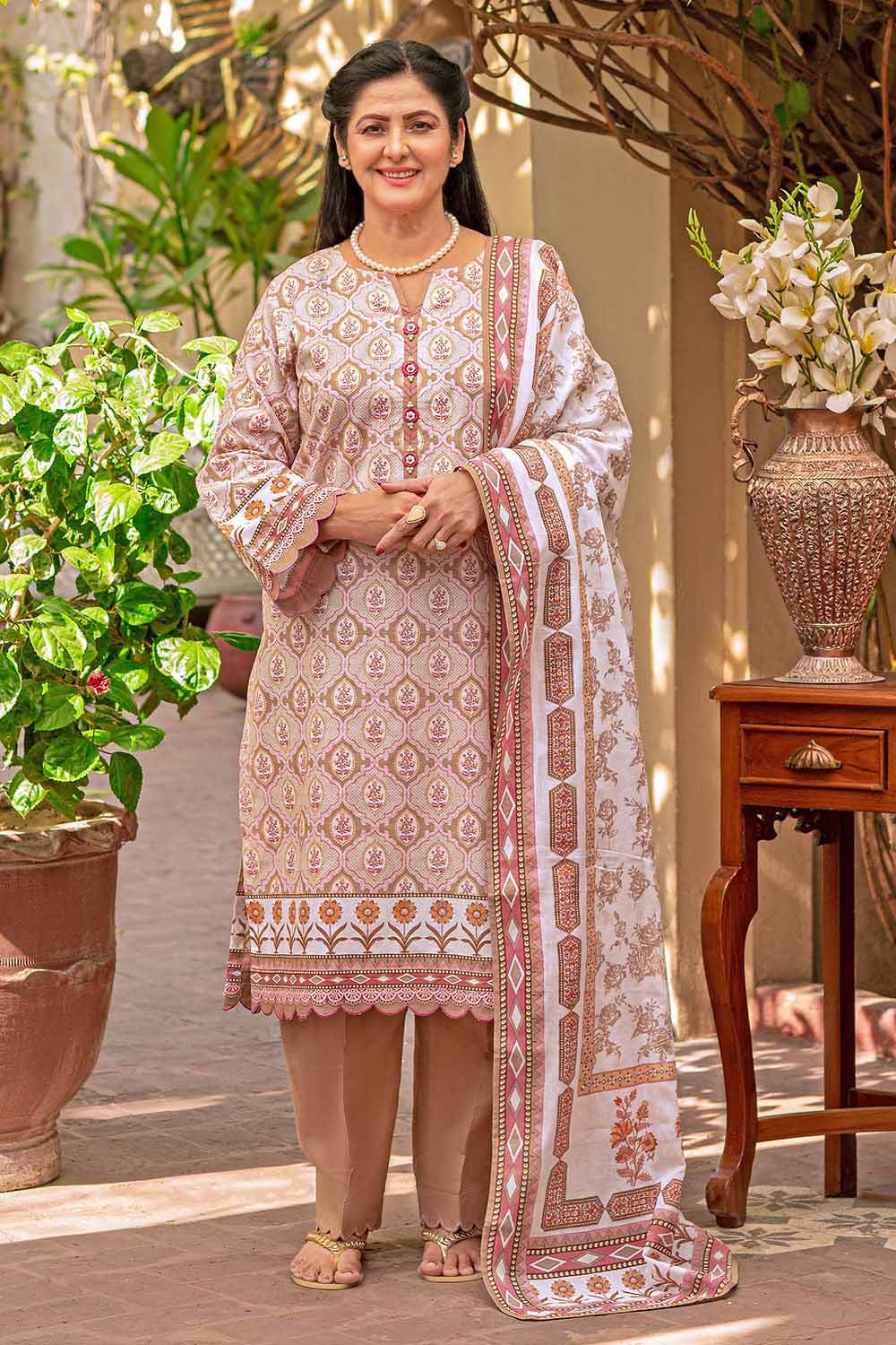 Gul Ahmed Lawn`23 CL#32081-B