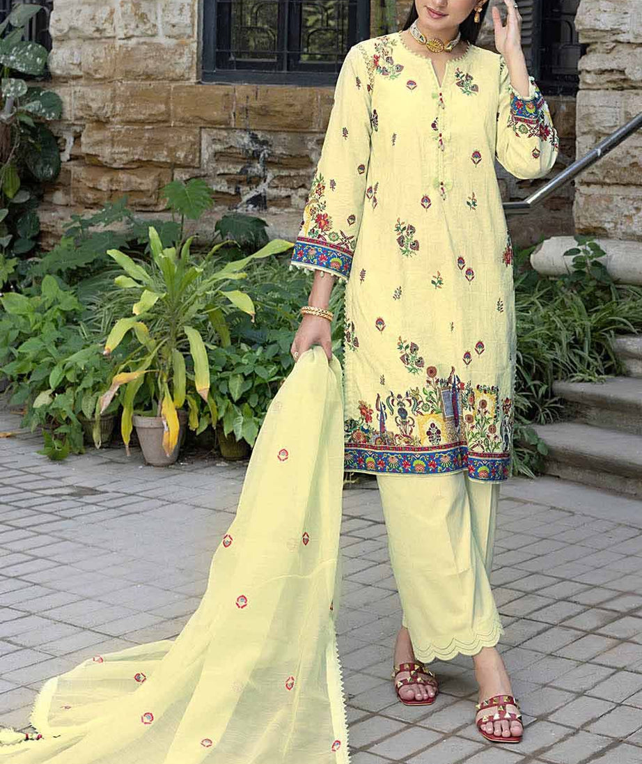 Gul Ahmed Lawn`23 CN#32008 A