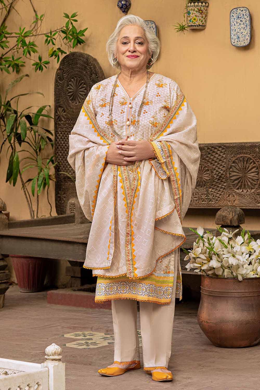 Gul Ahmed Lawn`23 CL#32127-B