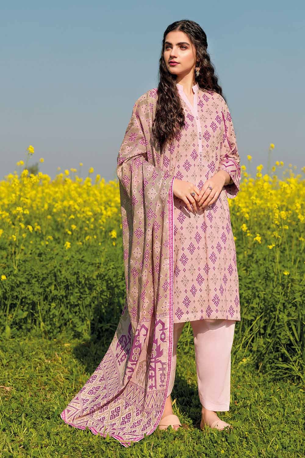 Gul Ahmed Lawn`23 CL#32427 A