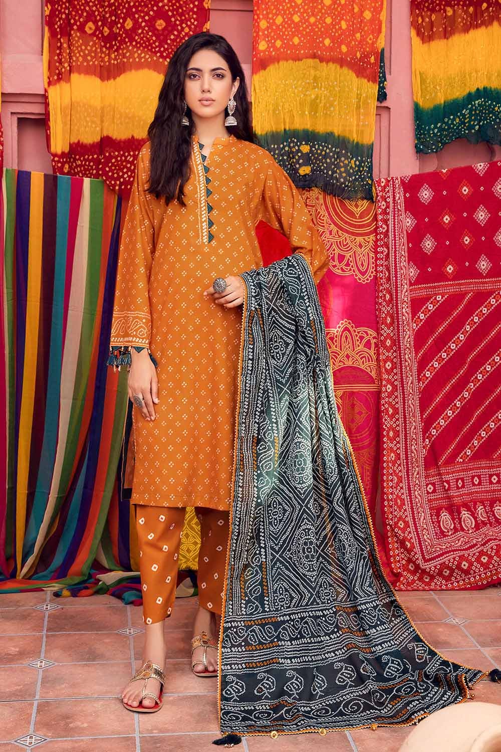 Gul Ahmed Lawn`23 CL#32126 A