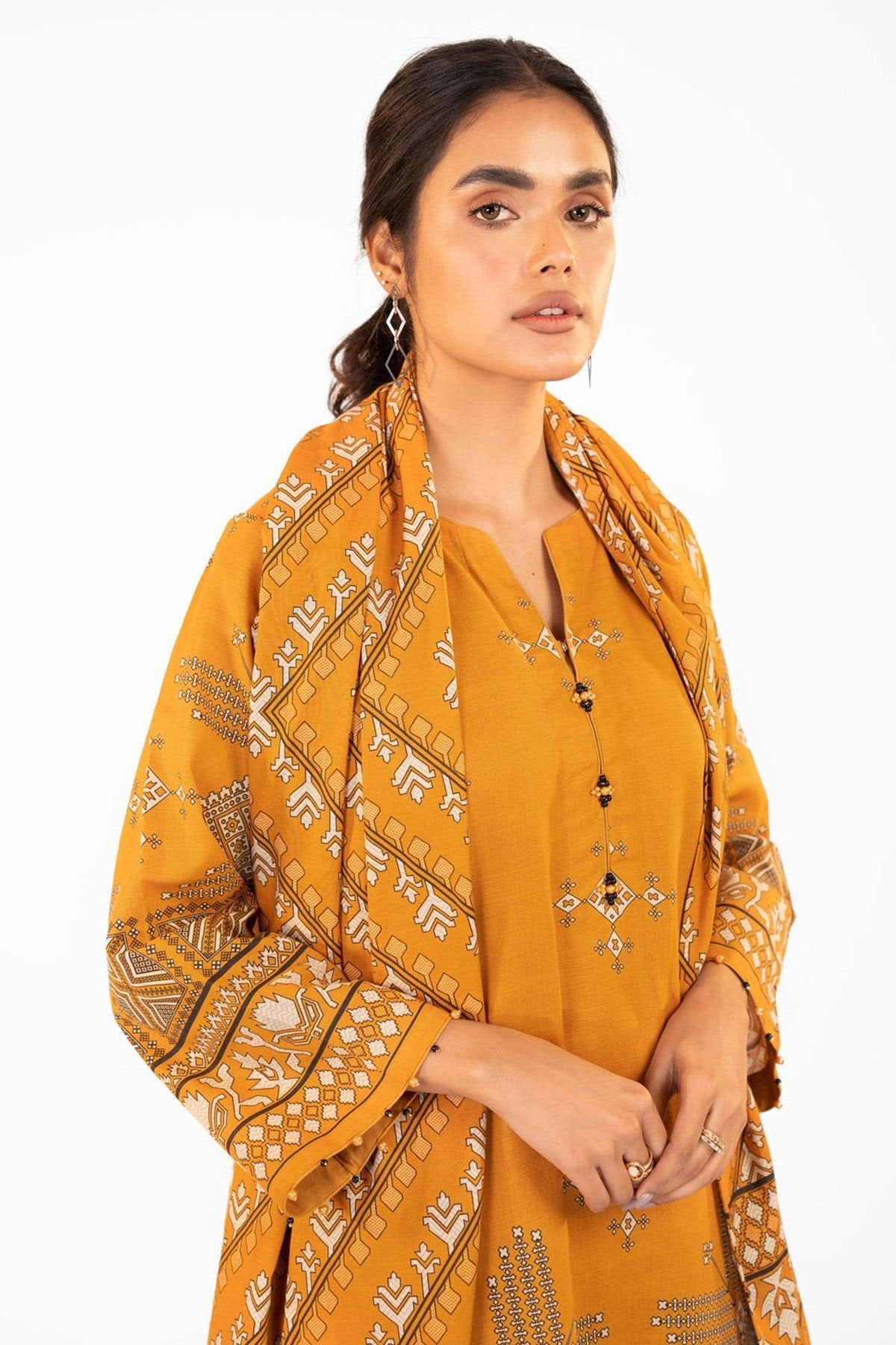 Al-Karam Winter Collection`22 FW#16 Yellow