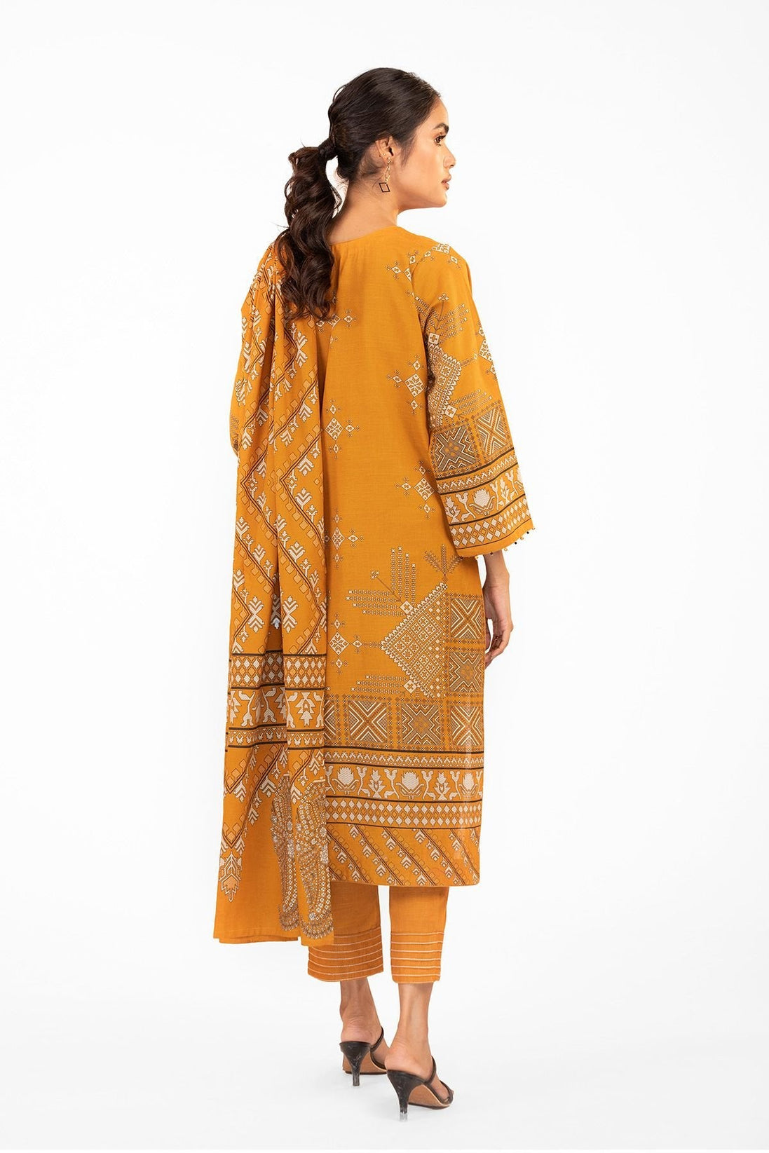Al-Karam Winter Collection`22 FW#16 Yellow