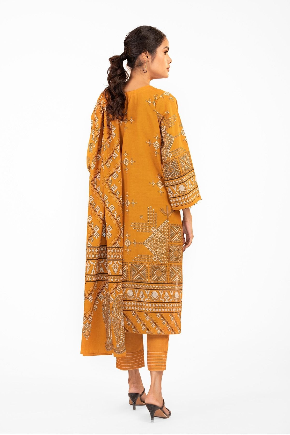 Al-Karam Winter Collection`22 FW#16 Yellow