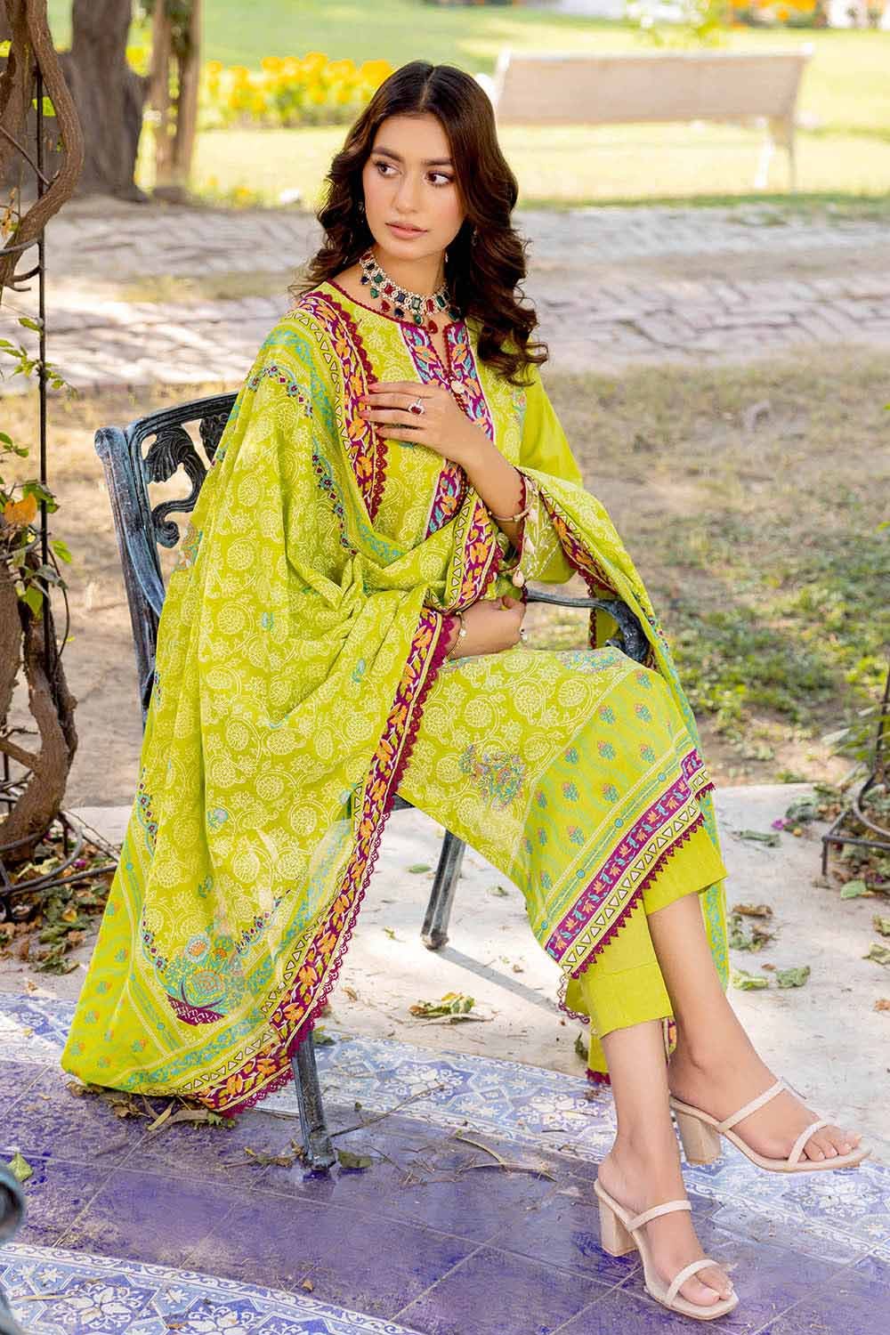 Gul Ahmed Lawn`23 CL#32118 A
