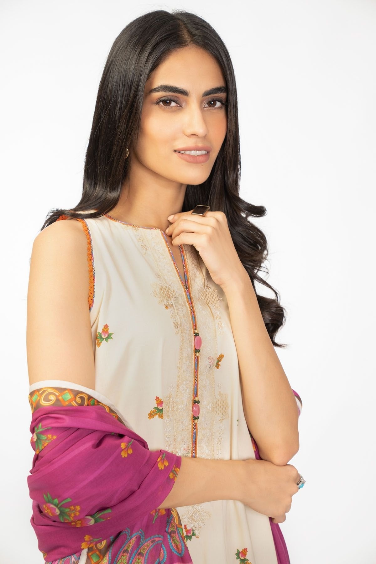 Al-Karam Mid Summer`22 MS#18.1 Beige