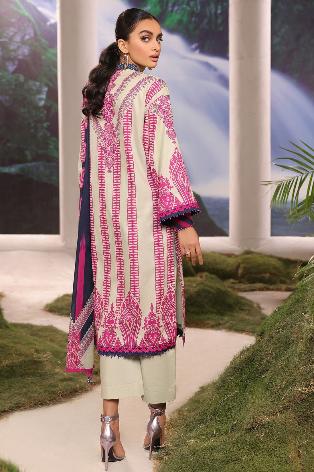 Al-Karam Mid Summer`22 MS#31 Off White