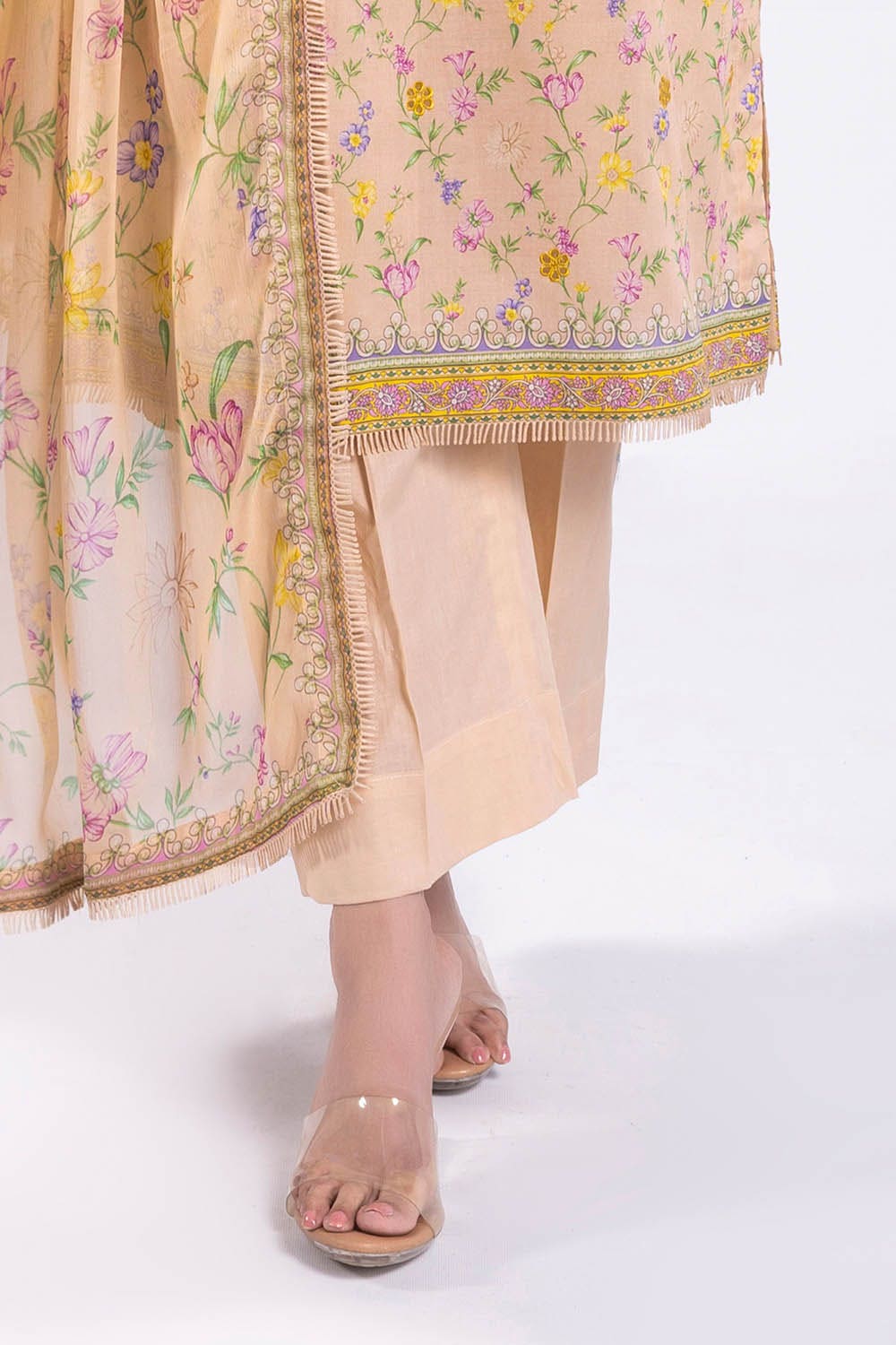 Gul Ahmed Summer Lawn'25 BM#52027