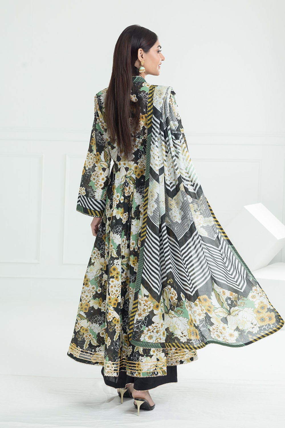 Gul Ahmed Summer Lawn'25 CL#52487-A