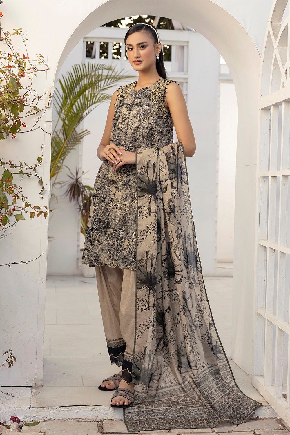 Gul Ahmed Summer Lawn'25 CL#52431-A