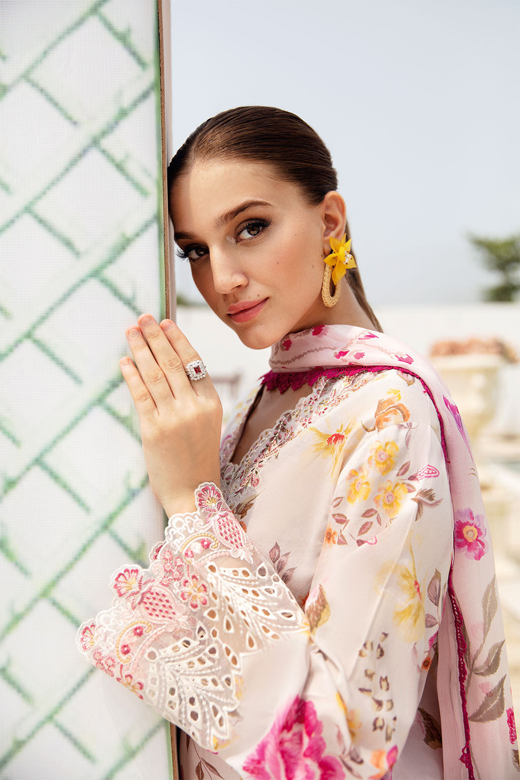 Ramsha Rangrez L/Lawn'25 Vol-6 D#608