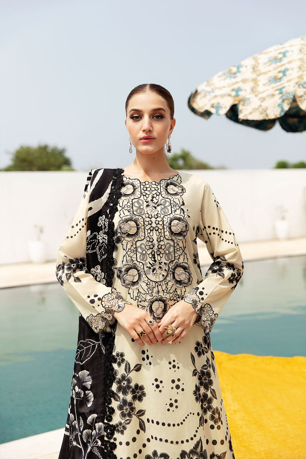 Ramsha Rangrez L/Lawn'25 Vol-6 D#602