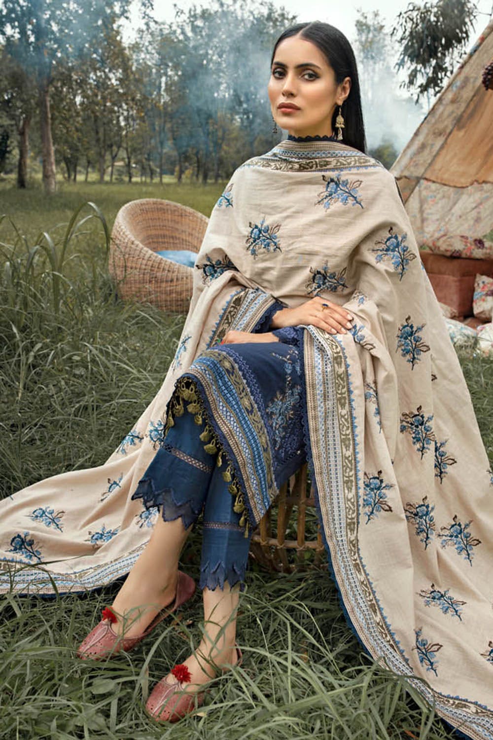 Gul Ahmed Winter Collection`22 K#22064