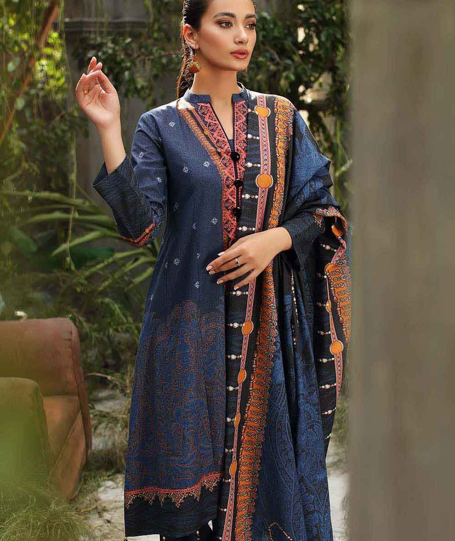 Gul Ahmed Winter Collection`22 AY#12030