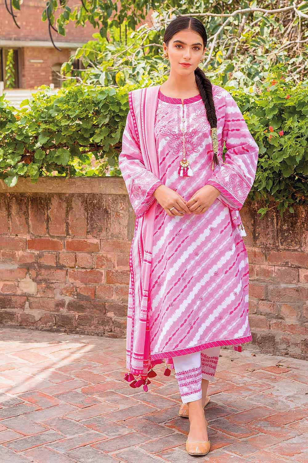 Gul Ahmed Summer`22 CL-1335