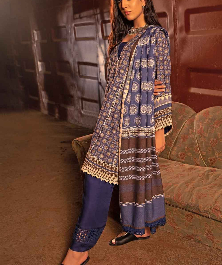 Gul Ahmed Winter Collection`21 AY # 12050 B