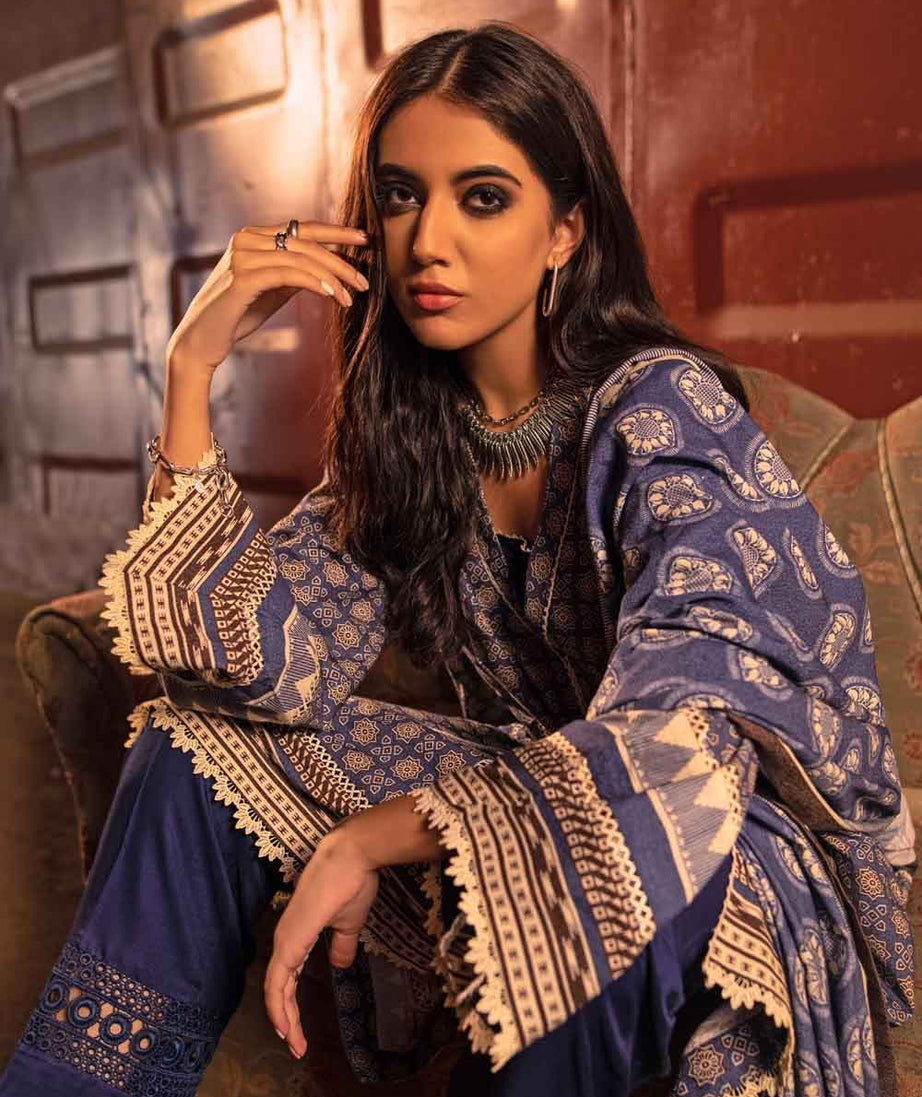 Gul Ahmed Winter Collection`21 AY # 12050 B